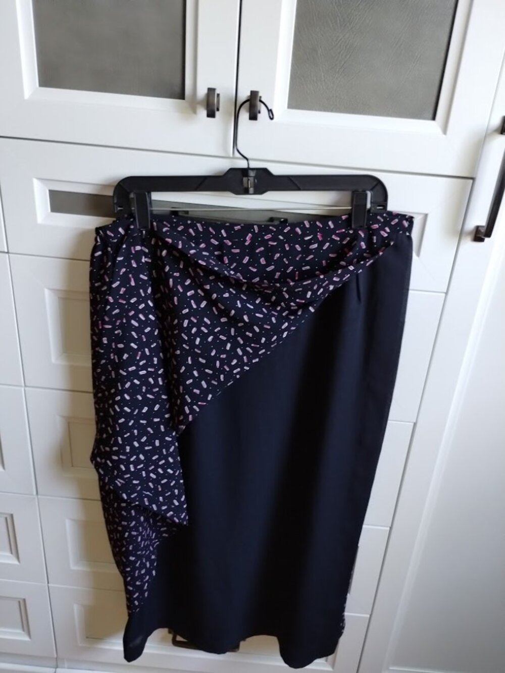 Liz Claiborne Black Patterned Skirt Pink & White Sprinkle w Layered Overlay - Picture 4 of 6